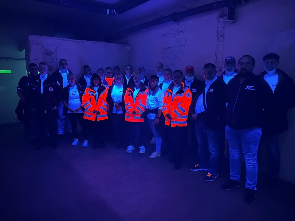 2023: 008