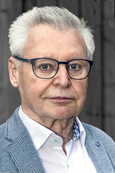 Neu: Hans Dieter Oechslein 2022 kompr